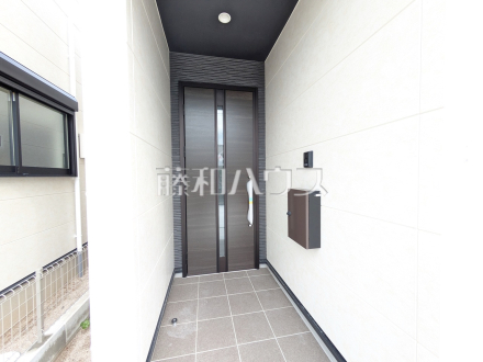 4号棟　玄関　【福岡市早良区田村３丁目】／撮影日2024/10/28