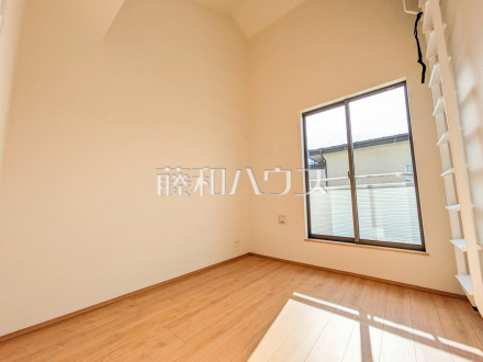2号棟　居室　【調布市深大寺北町６丁目】
部屋の雰囲気や広さ・眺望・間取りの使い勝手など、是非一度、ご自身の目で確かめてみてください。　／撮影日2025/01/19