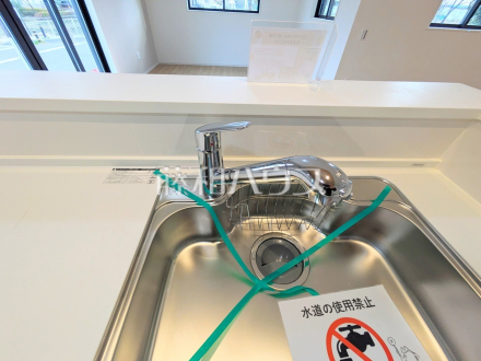 浄水器一体型水栓　【八王子市下柚木２丁目】　いつでもおいしいお水が飲める浄水器一体型水栓も完備／撮影日2025/02/17