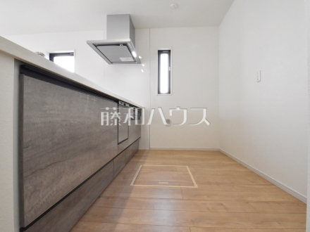 3号棟　キッチン　【杉並区上井草３丁目】／撮影日2025/01/06