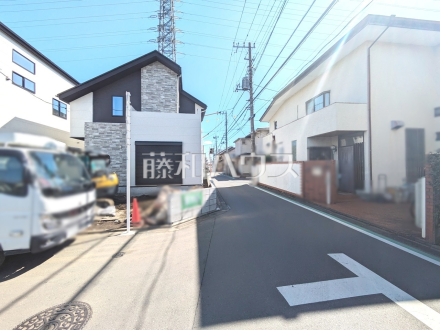 接道状況および現場風景　【府中市新町３丁目】／撮影日2025/03/07