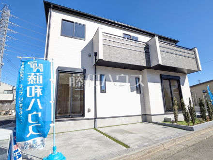 D号棟　外観　【三鷹市中原３丁目】角地につき開放感がございます。／撮影日2025/02/06