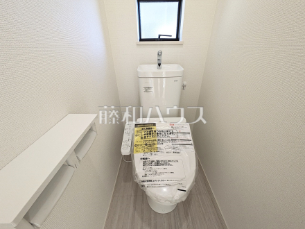 E号棟　トイレ　【三鷹市中原３丁目】／撮影日2025/01/31