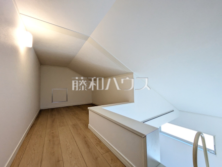 A号棟　約3.5帖のロフトをあなたはどのように使いますか？収納？それとも秘密基地？使い方はあなた次第！　　【八王子市館町】／撮影日2025/01/26