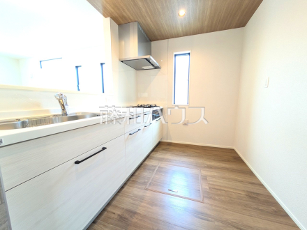4号棟　キッチン　【東村山市廻田町３丁目】／撮影日2025/04/06