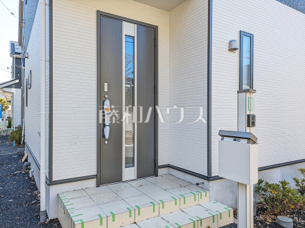 4号棟　玄関　【小平市上水新町２丁目】／撮影日2025/01/09