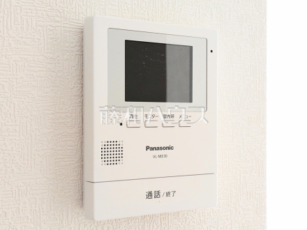 6号棟　TVモニター付きインターホン　【小平市上水新町２丁目】　防犯に役立つTVモニター付インターフォン　／撮影日2025/04/25