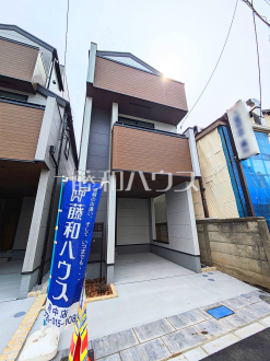 1号棟　外観　【府中市清水が丘３丁目】
見学はしたいけど、なかなか時間が取れない…そんな方に出勤前や仕事終わりにマイホームを見学できるサポートをいたします。　／撮影日2025/04/11