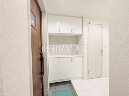 2号棟　玄関　【府中市清水が丘３丁目】／撮影日2025/03/30