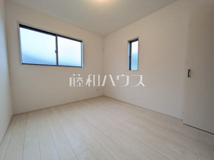 将来のライフスタイルの変化にも対応できる、汎用性の高い一部屋。子ども部屋や書斎、リモートワークスペースとしても柔軟に活用いただけます。／撮影日2025/06/22