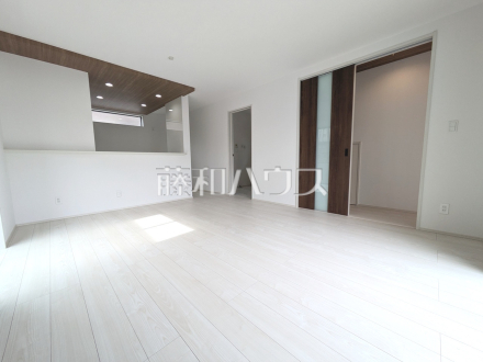 2号棟　リビング　【福岡市西区野方５丁目】／撮影日2025/02/27