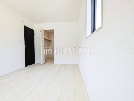 3号棟　居室　【八王子市石川町】
各居室にはクローゼットを完備し、家具を置くスペースが確保しやすい設計がされております。　／撮影日2025/04/19