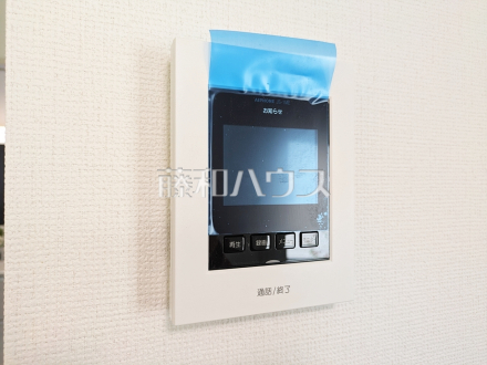 3号棟　TVモニター付きインターホン　【八王子市石川町】　TVモニター付きインターホンのため訪問者がひと目で分かります　／撮影日2025/04/19