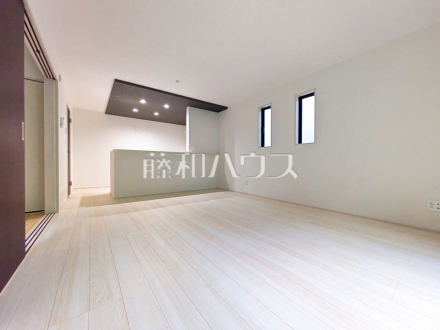 8号棟　リビング　【八王子市石川町】／撮影日2025/04/13