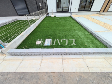 12号棟　庭　【八王子市石川町】平日のご案内も可能です。まずはお気軽にお問合せ下さいませ！／撮影日2025/04/28