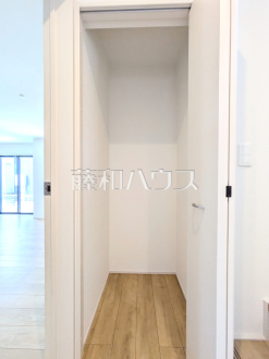 15号棟　1階にある廊下収納　【八王子市石川町】／撮影日2025/06/21