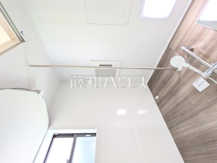 15号棟　浴室換気乾燥暖房機　【八王子市石川町】　浴室換気乾燥暖房機付きの為、冬も快適、入浴後もカラッと乾燥し、カビの発生を抑えます。 ／撮影日2025/06/21