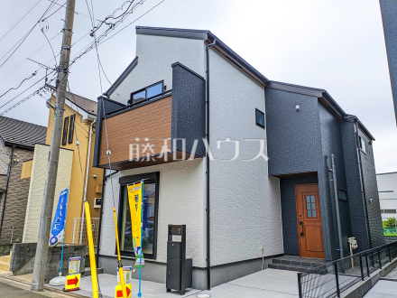 4号棟　外観　【小平市小川東町５丁目】堂々完成、いつでもご内覧いただけます！ぜひ実物をご覧いただきたく思います。喜んでご案内いたしますのでお気軽にお問合せ下さい。　／撮影日2025/05/12