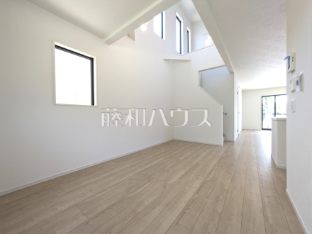 リビング　【東村山市萩山町１丁目】／撮影日2025/05/08