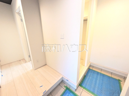 ７号棟(モデル棟)　玄関　【小平市小川町１丁目】／撮影日2025/04/06