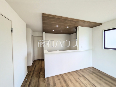 6号棟　キッチン　【小平市小川町１丁目】／撮影日2025/04/24