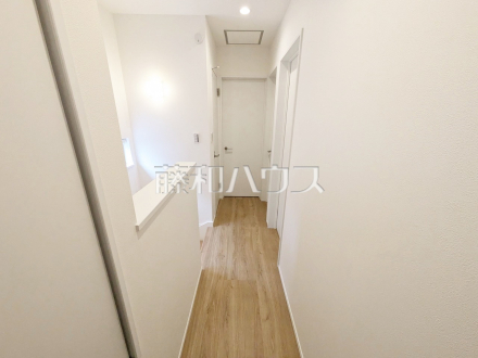 A号棟　廊下　【小平市上水本町１丁目】／撮影日2025/03/04