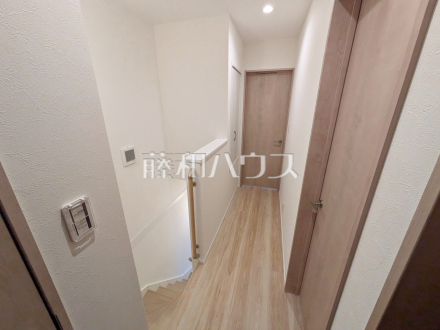B号棟　廊下　【小平市上水本町１丁目】／撮影日2025/03/04