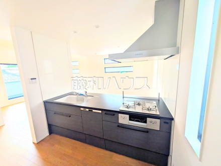 1号棟　キッチン　【八王子市元横山町１丁目】／撮影日2025/05/26