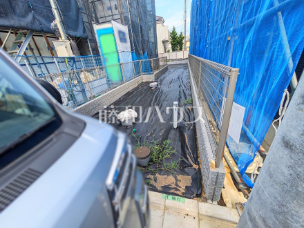 17号地　現地写真(路地状部分入口)　【西東京市芝久保町５丁目】／撮影日2025/07/04