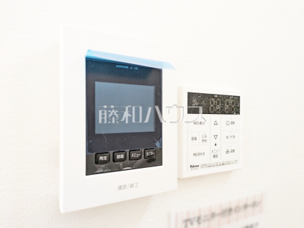 2号棟　TVモニター付きインターホン　【小金井市前原町４丁目】　TVモニター付きインターホンのため訪問者がひと目で分かります　／撮影日2025/03/31