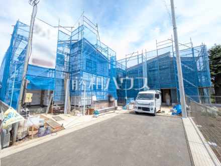外観　【東村山市廻田町２丁目】建築中のため、完成後には確認できなくなる構造部分などが今ならご覧いただけます。入居後のマイホームへの愛着も違うかもしれませんね！　／撮影日2025/05/15