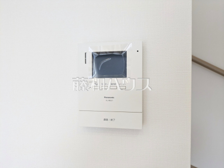 12号棟　TVモニター付きインターホン　【東村山市廻田町２丁目】　TVモニター付きインターホンのため訪問者がひと目で分かります／撮影日2025/06/26