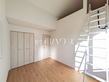 居室　【小平市小川東町】収納スペースが予め設けられた居室は、生活空間を有効活用できて便利ですね。
／撮影日2025/01/31