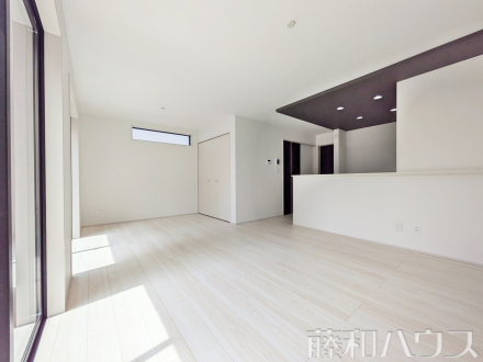 2号棟　リビング　【名古屋市北区中切町２丁目】／撮影日2025/04/25