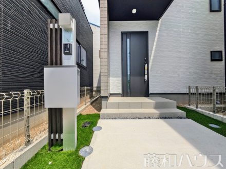 2号棟　玄関　【名古屋市北区中切町２丁目】／撮影日2025/05/15