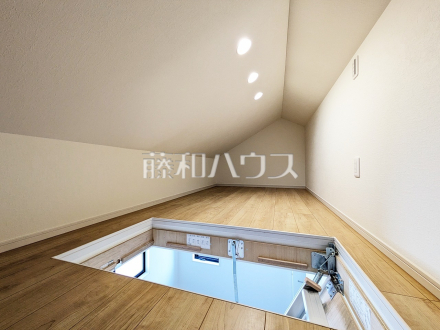 小屋裏収納　【西東京市新町５丁目】／撮影日2025/03/10