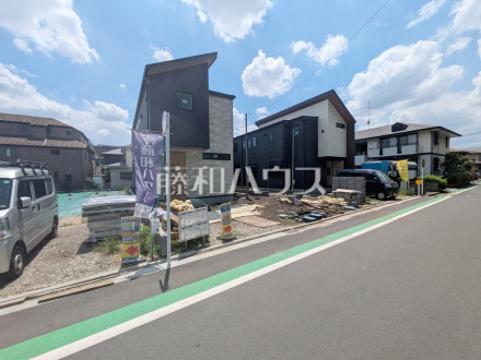 ≪接道状況≫前面道路はゆとりの5.5m。車の出し入れも楽々です。　【府中市白糸台１丁目】／撮影日2025/06/27