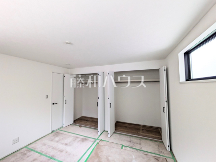 4号棟　サービスルーム(施工中)　【府中市白糸台１丁目】／撮影日2025/07/18