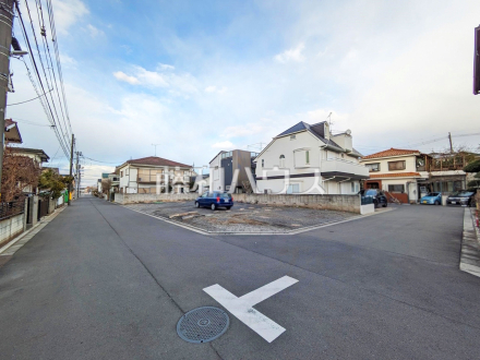 接道状況および現場風景　【小平市鈴木町１丁目】実際の現場をご覧になってみませんか？　生活至便な周辺環境も合わせご案内させていただきます！／撮影日2025/02/04