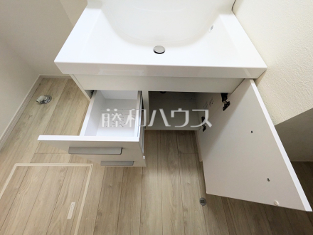 浴室1坪以上　ゆったり寛げる1坪タイプのユニットバスで、疲れたからだを癒してあげて下さい