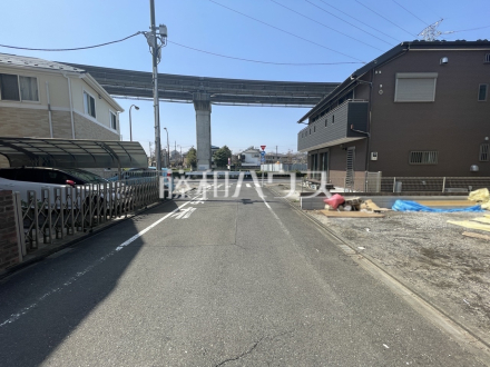 接道状況および現場風景　【日野市大字日野】／撮影日2025/04/05