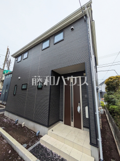 4号棟　外観　【府中市是政６丁目】
建物のプレゼンをさせて頂きますので、実際のイメージを思い描いて頂くことができます。お気軽にお問合せを。　／撮影日2025/04/11