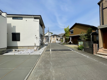 1号棟　接道状況および現場風景　【日野市大字日野】／撮影日2025/04/18
