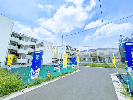 現地写真　【国立市東３丁目】JR中央線「国立」駅徒歩13～14分！「国立」駅周辺には日々の暮らしを満たす商業施設はもちろん、グルメや雑貨屋などおしゃれなお店も数多くあり町の散策も素敵ですね♪／撮影日2024/07/06
