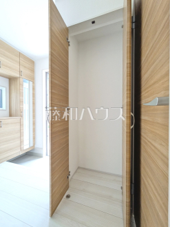 4号棟　廊下収納　【小金井市前原町１丁目】／撮影日2025/06/20