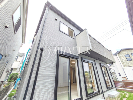 4号棟　外観　【小金井市前原町１丁目】シックなトーンの外観は、時代の流行りに左右されません。／撮影日2025/06/20