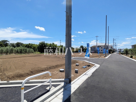 接道状況および現場風景　【三鷹市新川２丁目】／撮影日2025/07/20