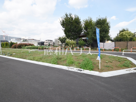 5号地　現地写真　【三鷹市井口１丁目】お住まい探しは周辺環境も重要なポイントです。ぜひ一度お客様の目でご覧ください。／撮影日2024/08/19