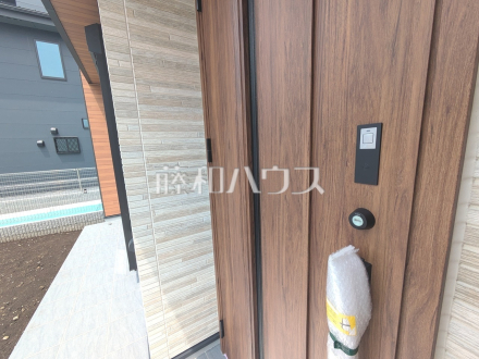 3号棟　玄関　【日野市万願寺３丁目】／撮影日2025/07/07