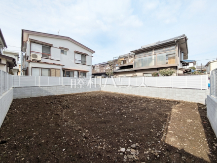 現地写真　【練馬区練馬４丁目】約135.4平米のゆとりある敷地。これからこの場所に省エネ給湯器や浴室乾燥機といった設備が充実の新築住宅が誕生します。
／撮影日2025/01/27